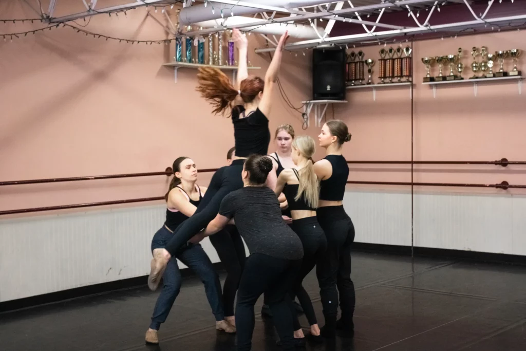 Orleans Jazz Dancers In Class